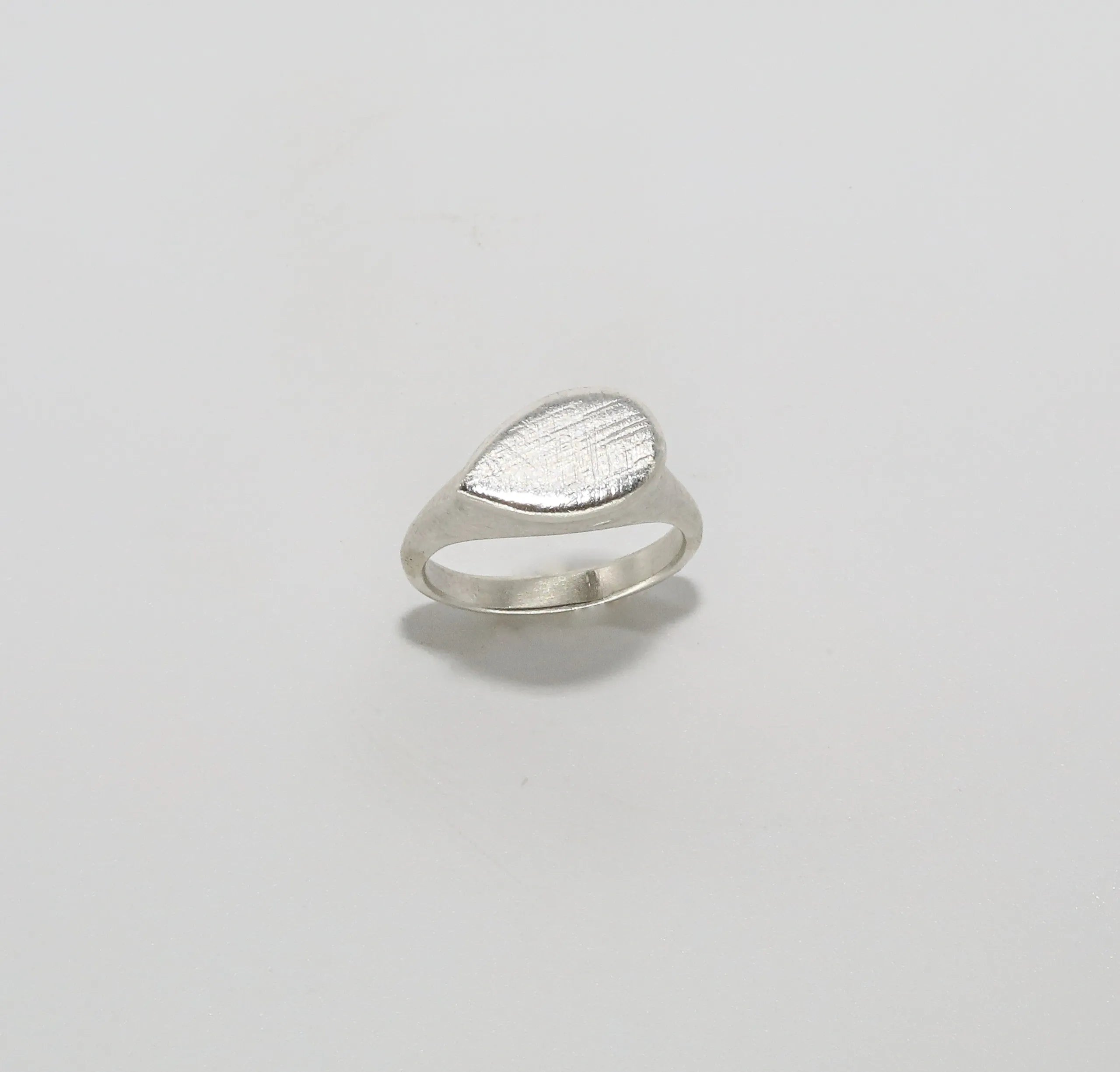 Engravable Pear Signet Ring
