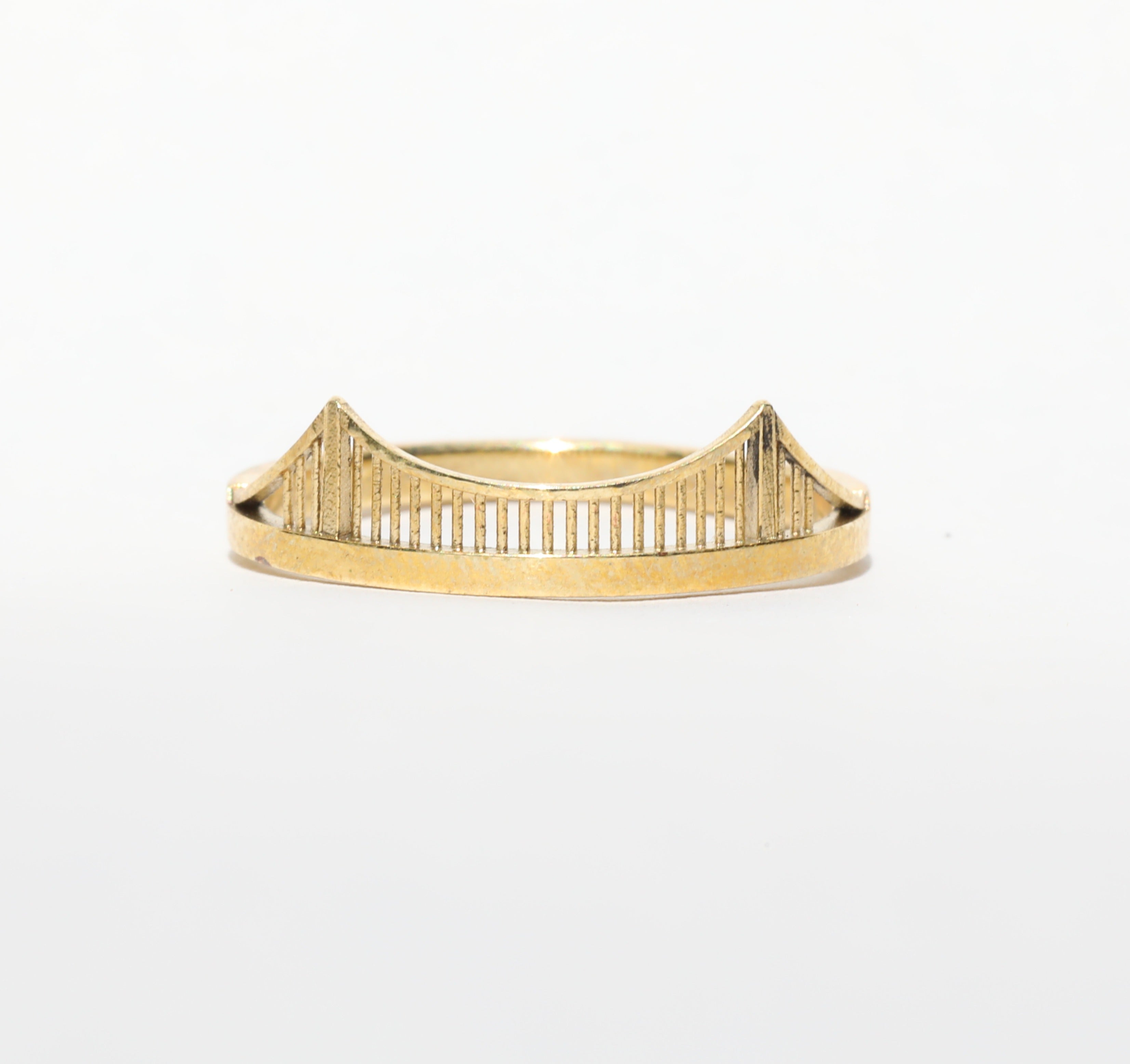 The Three Sisters Ring